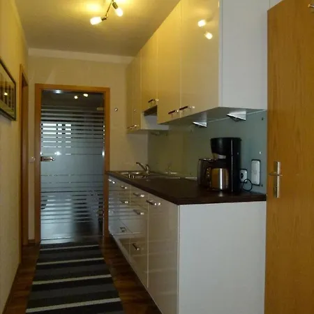 Haus Merkur Apartamento *