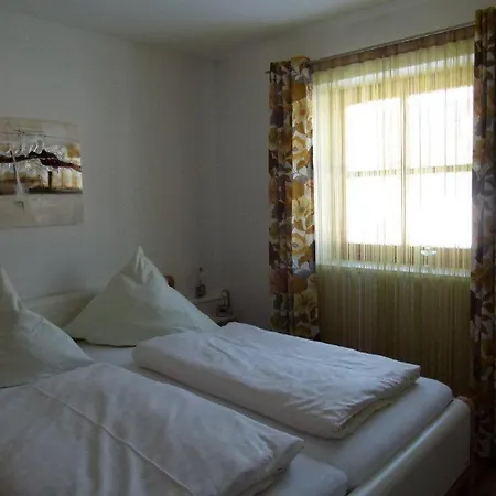 Haus Merkur Apartamento